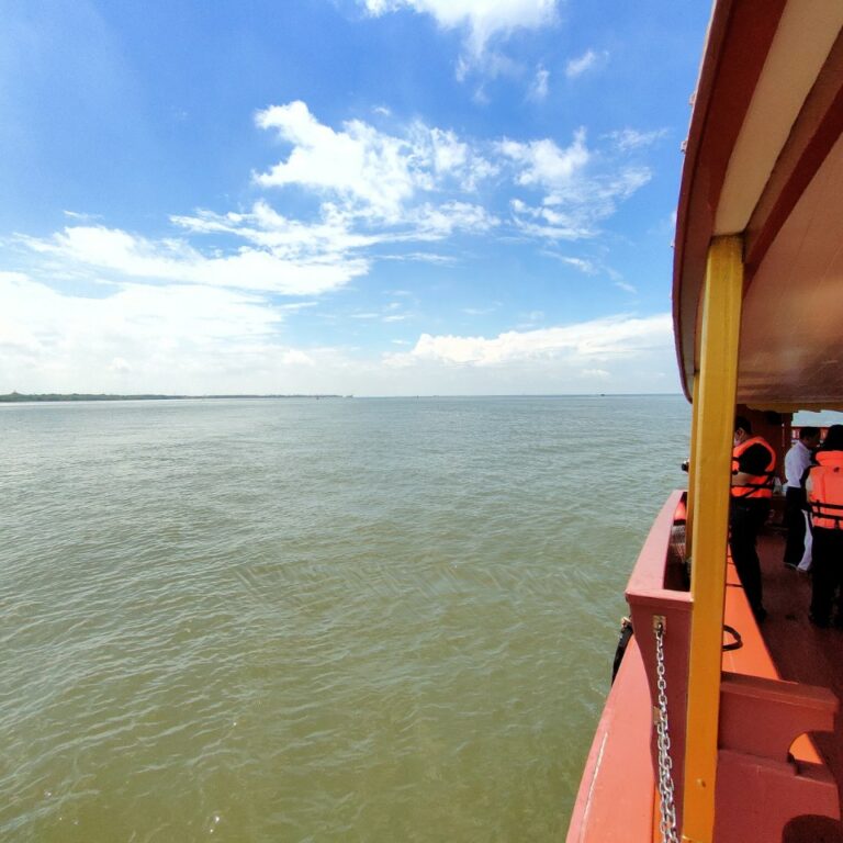 เรือเพิ่มมณเทียรชัย 10 ลอยอังคารวันสงกรานต์