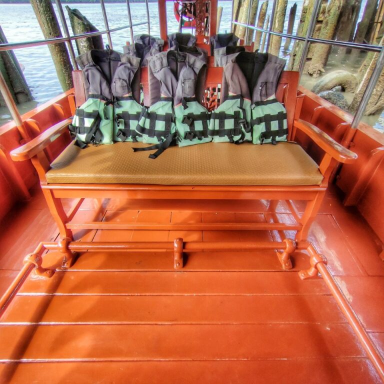 เรือธนากรลอยอังคาร