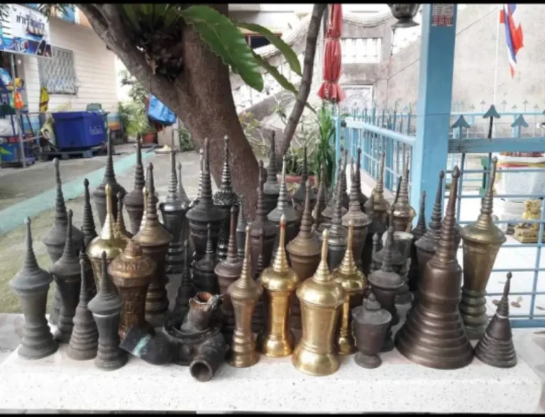 เก็บกระดูกโกศ ใส่กระดูก ลอยอังคาร ทำบุญ 100 วัน