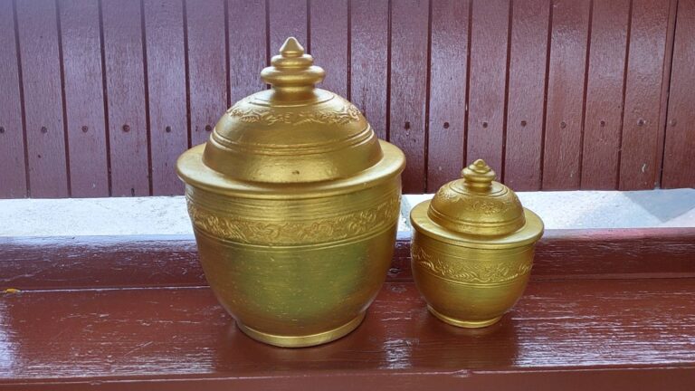 ลุ้งลอยอังคาร งานศพ