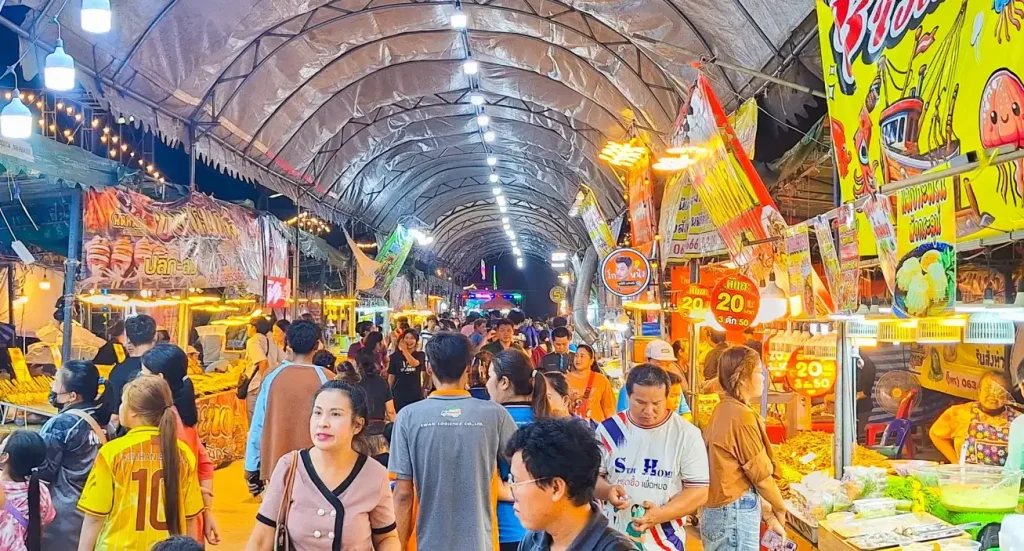 บรรยากาศงานวันแรงงานแห่งชาติ 2569 สี่แยกเมืองใหม่เคหะบางพลี
